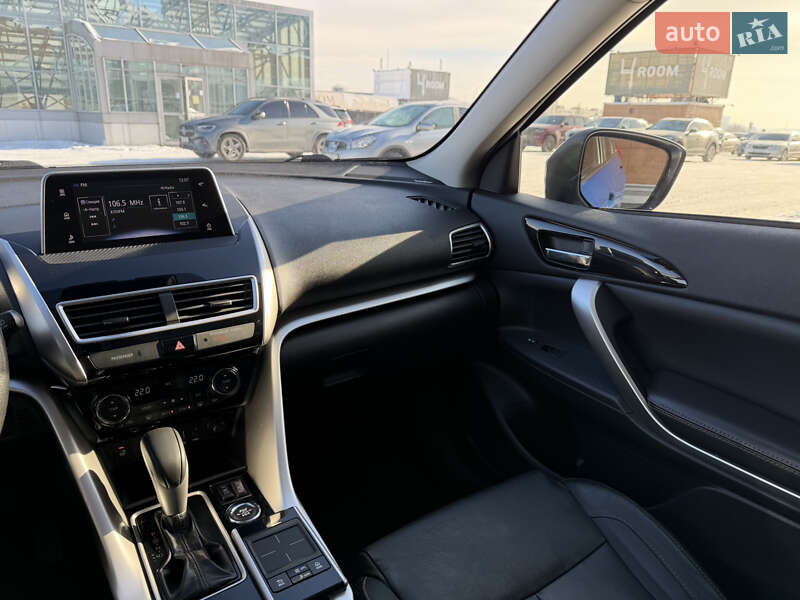 Внедорожник / Кроссовер Mitsubishi Eclipse Cross 2018 в Киеве