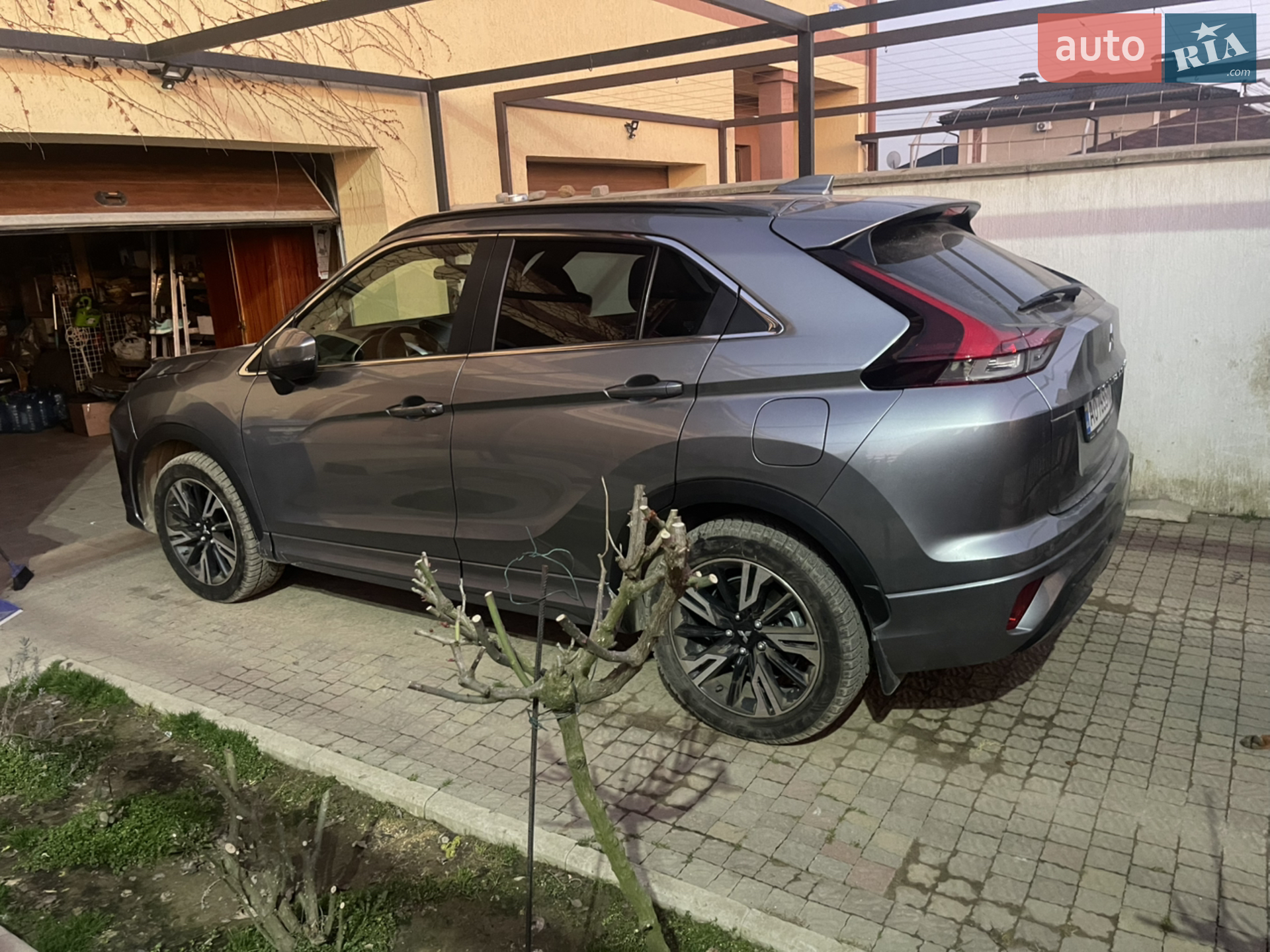 2021 Mitsubishi Eclipse Cross - мініатюра 11