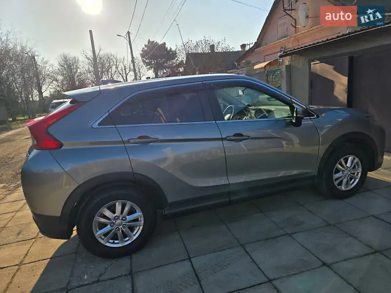 Mitsubishi Eclipse Cross 2018 VIN JA4AS3AA1JZ044796 фото оголошення 3 з 72