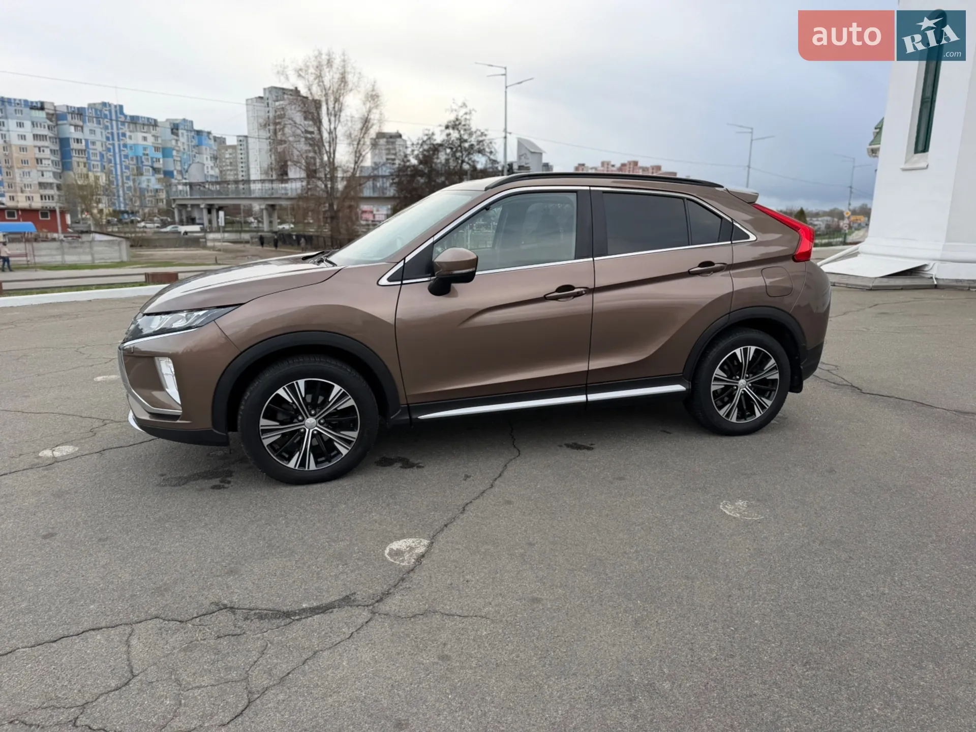 2019 Mitsubishi Eclipse Cross - мініатюра 24