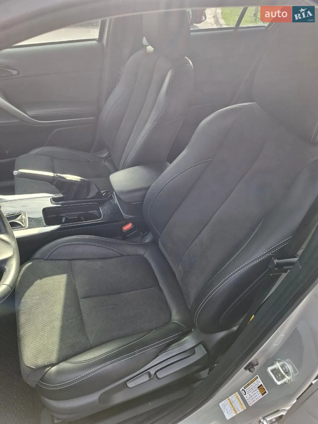 2022 Mitsubishi Eclipse Cross - мініатюра 15