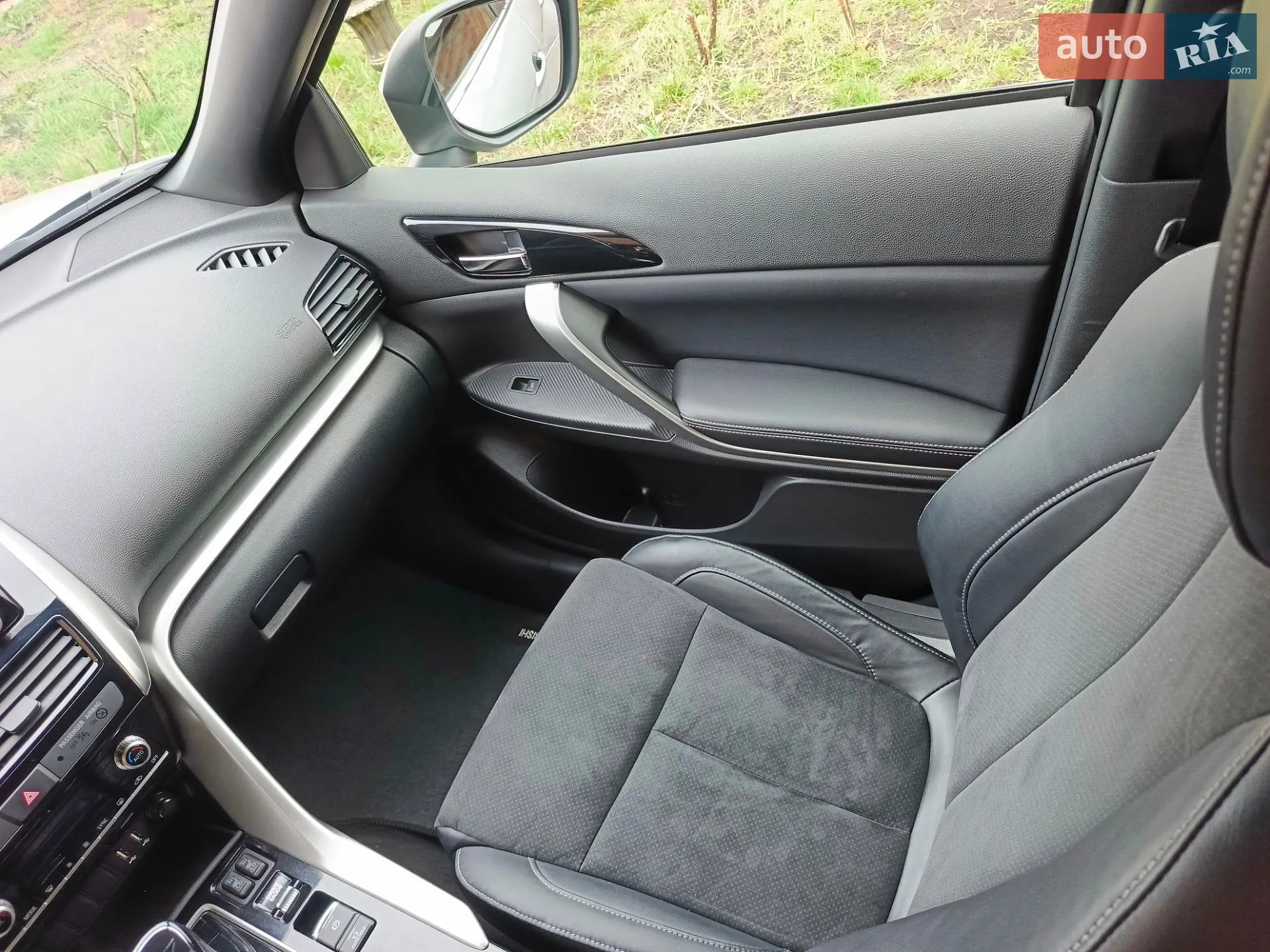 2021 Mitsubishi Eclipse Cross - мініатюра 11