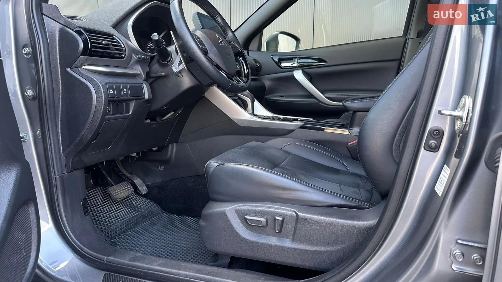 2021 Mitsubishi Eclipse Cross - мініатюра 19