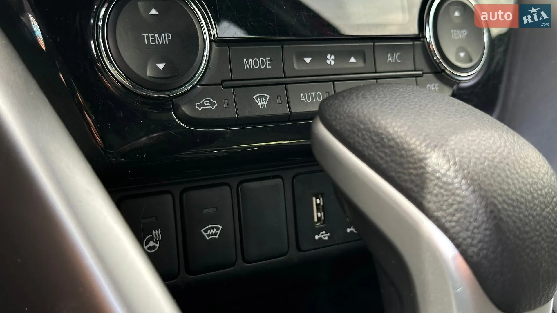 2021 Mitsubishi Eclipse Cross - мініатюра 71