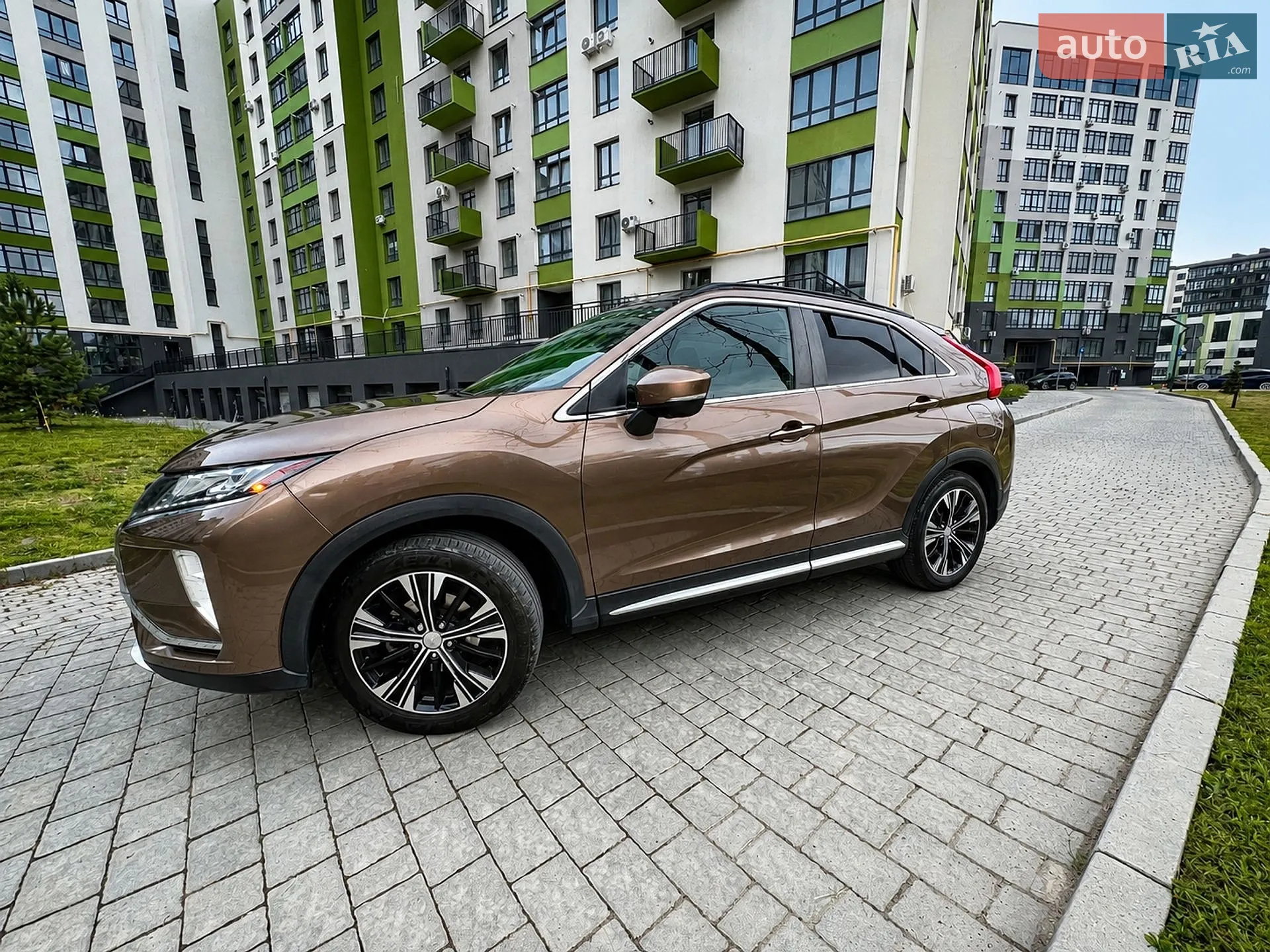 2020 Mitsubishi Eclipse Cross - мініатюра 5