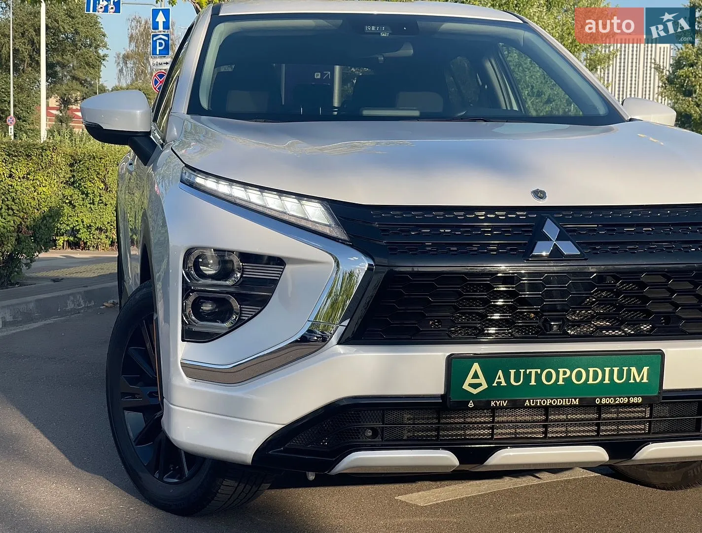 2022 Mitsubishi Eclipse Cross - мініатюра 3