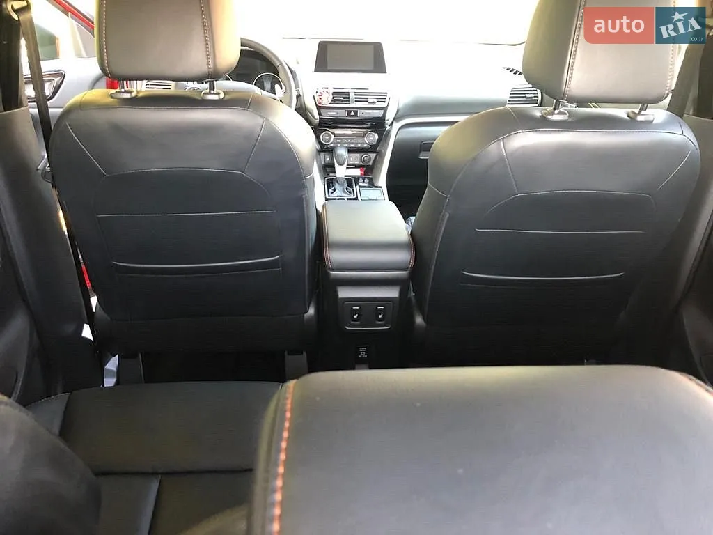 2018 Mitsubishi Eclipse Cross - мініатюра 16