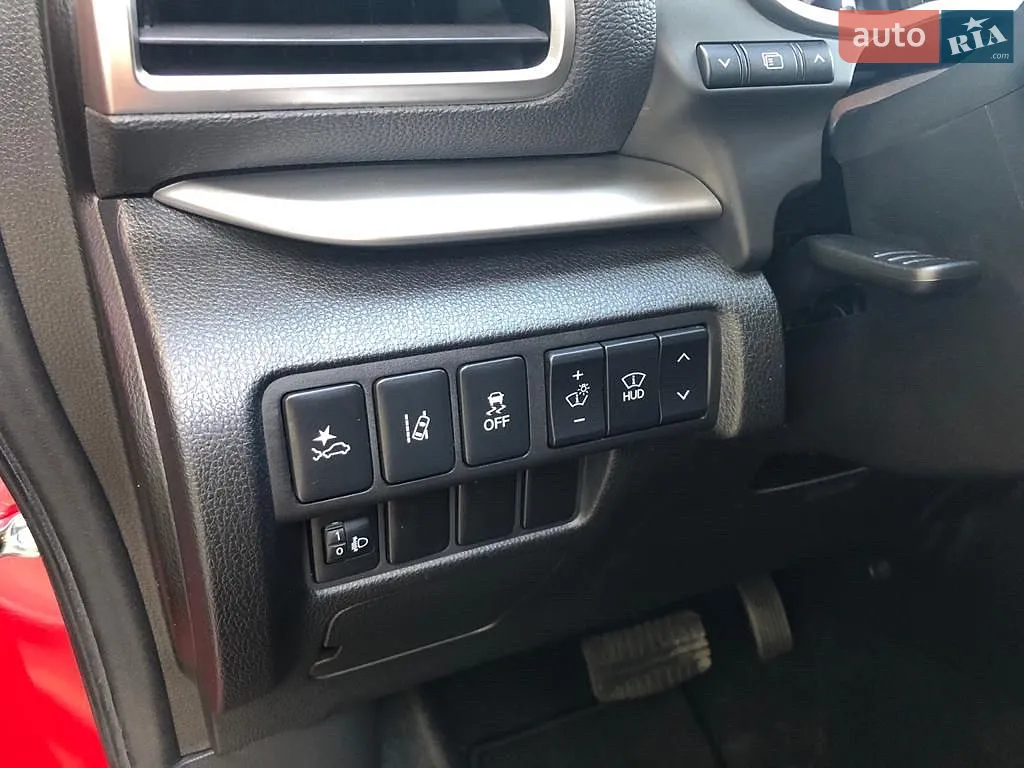 2018 Mitsubishi Eclipse Cross - мініатюра 18