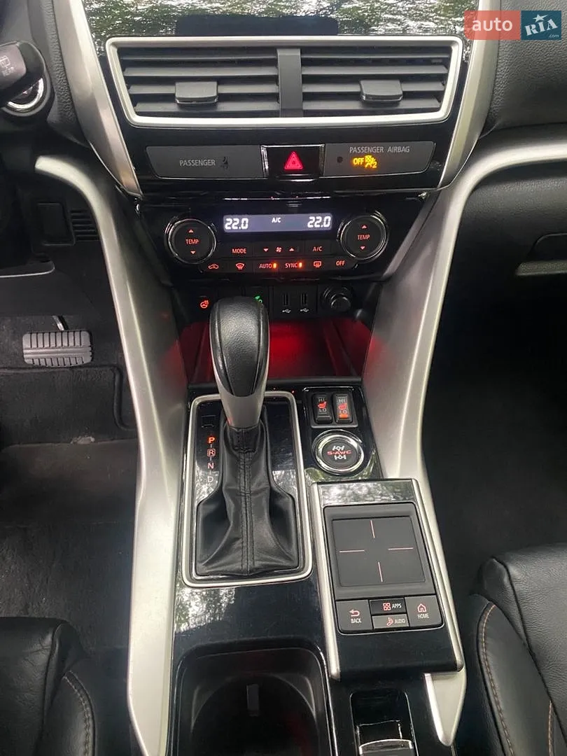 2018 Mitsubishi Eclipse Cross - мініатюра 17