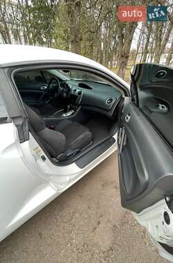 Купе Mitsubishi Eclipse 2011 в 