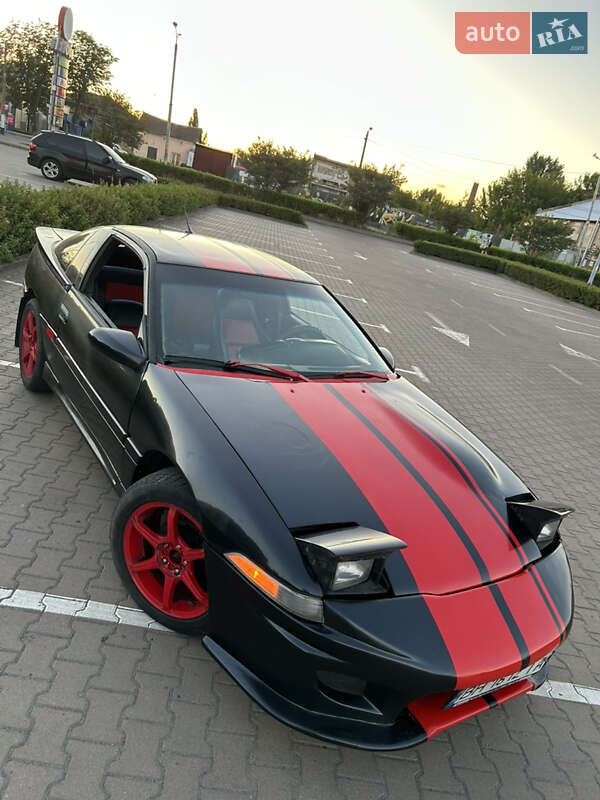 Купе Mitsubishi Eclipse 1990 в 