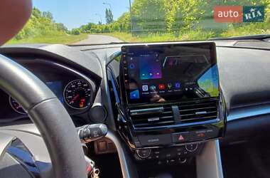 Внедорожник / Кроссовер Mitsubishi Eclipse 2022 в 