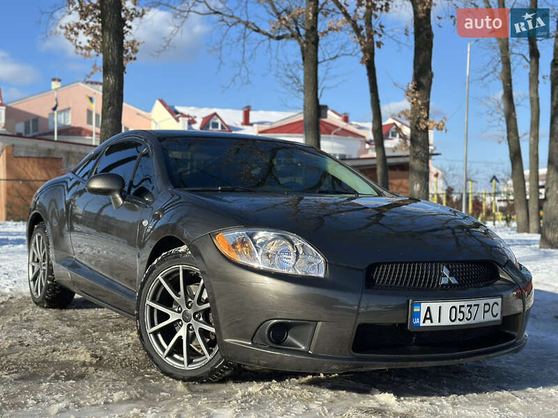 Mitsubishi Eclipse 2011