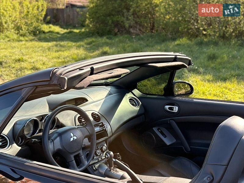 Кабриолет Mitsubishi Eclipse 2010 в Киеве
