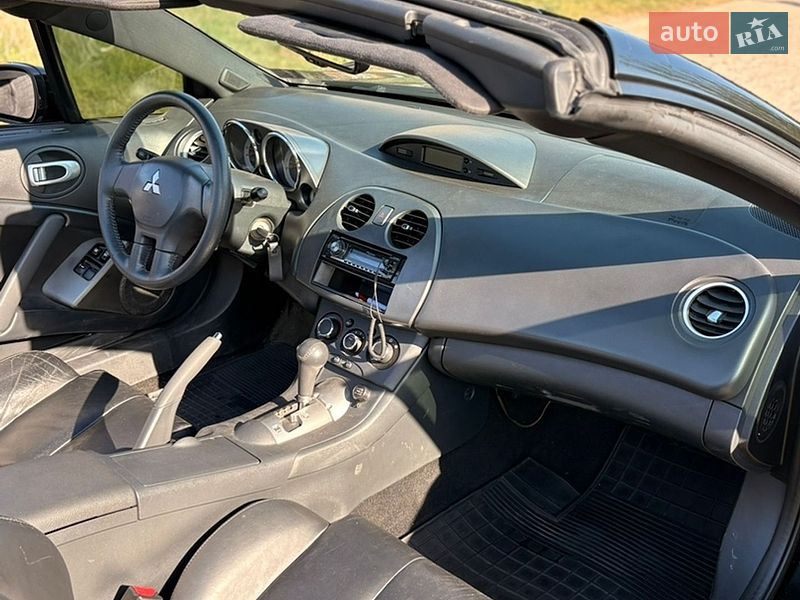 Кабриолет Mitsubishi Eclipse 2010 в Киеве