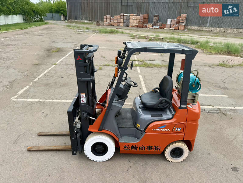 Вилочный погрузчик Mitsubishi FG 2008 в 