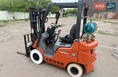 Вилочный погрузчик Mitsubishi FG 2008 в 