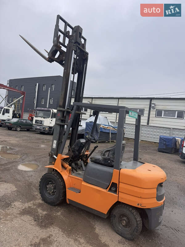 Вилочный погрузчик Mitsubishi FG 2000 в Одессе фото 4 Вилочный погрузчик Mitsubishi FG 2000 в Одессе