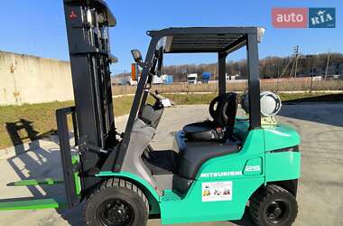 Вилочний навантажувач Mitsubishi FG 2006 в Пустомитах