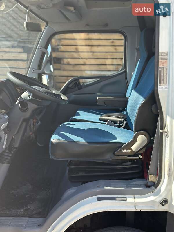 Грузовой фургон Mitsubishi Fuso Canter 2016 в Любомле