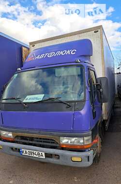 Грузовой фургон Mitsubishi Fuso Canter 2004 в Львове