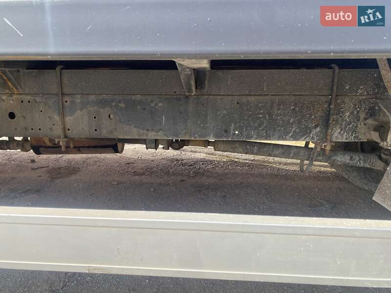 Платформа Mitsubishi Fuso Canter 2006 в Чорткове фото 11 Платформа Mitsubishi Fuso Canter 2006 в Чорткове