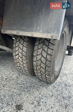 Грузовой фургон Mitsubishi Fuso Canter 2001 в 