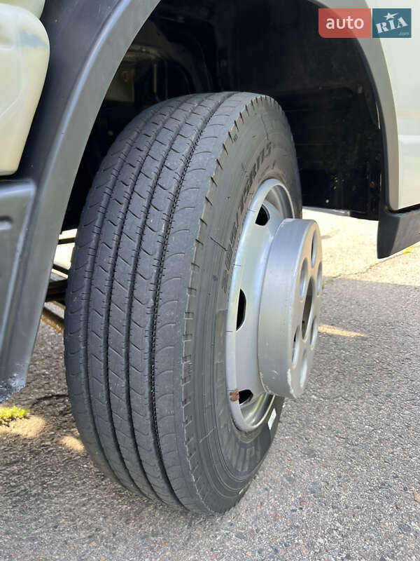 Грузовой фургон Mitsubishi Fuso Canter 2015 в Ковеле