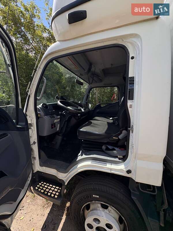 Грузовой фургон Mitsubishi Fuso Canter 2016 в Любомле