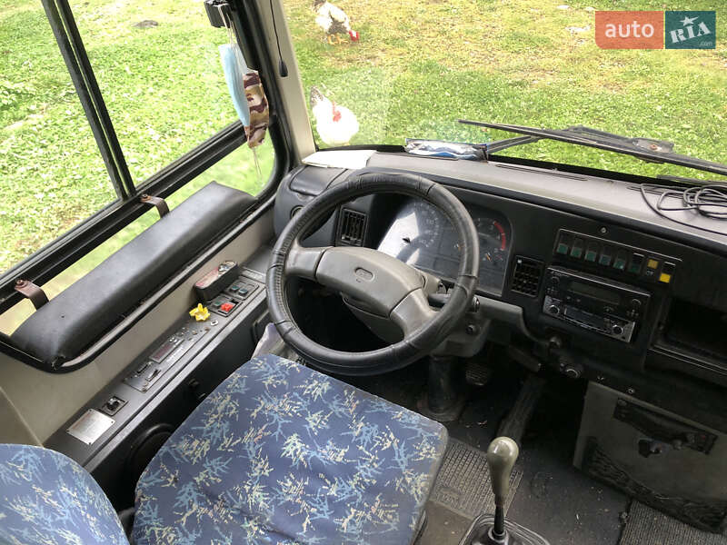 Туристический / Междугородний автобус Mitsubishi Fuso Rosa 2006 в Яремче