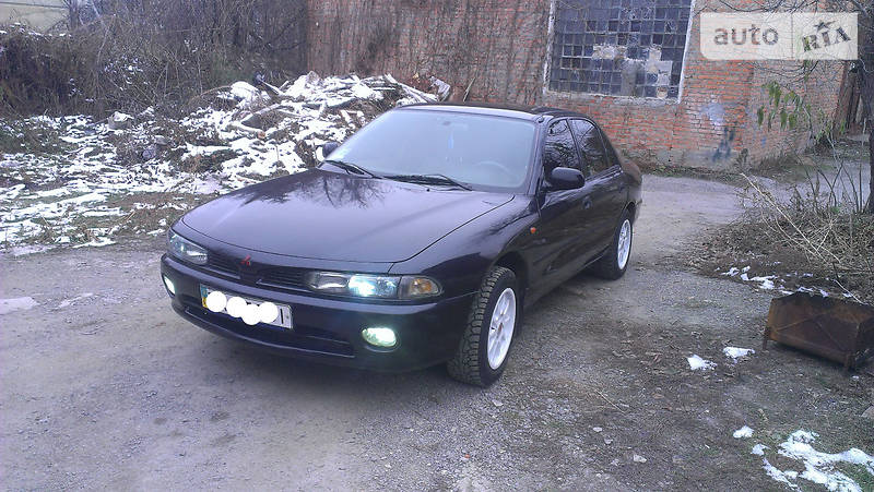 Седан Mitsubishi Galant 1993 в Каменец-Подольском