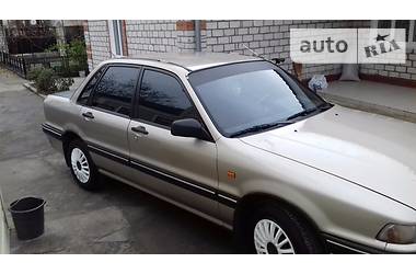 Седан Mitsubishi Galant 1988 в Первомайске