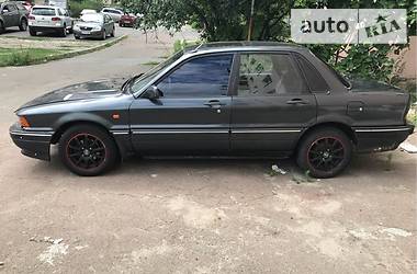 Седан Mitsubishi Galant 1990 в Киеве