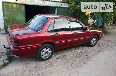 Седан Mitsubishi Galant 1992 в Бериславе