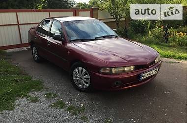 Седан Mitsubishi Galant 1995 в Ровно