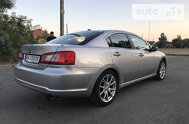 Седан Mitsubishi Galant 2010 в Києві