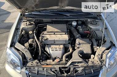 Седан Mitsubishi Galant 2009 в 