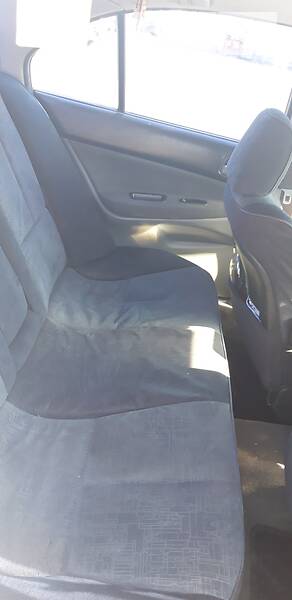 Седан Mitsubishi Galant 2001 в Києві