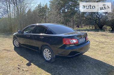 Седан Mitsubishi Galant 2009 в Волочиске