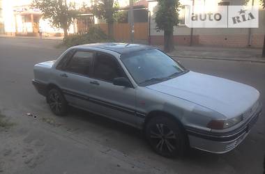 Седан Mitsubishi Galant 1988 в 