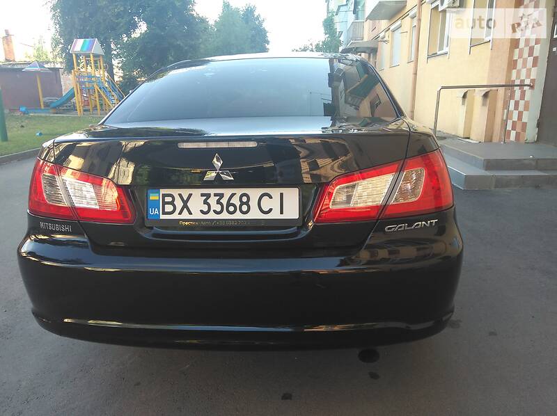 Седан Mitsubishi Galant 2009 в Хмельницькому