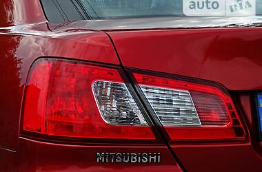 Седан Mitsubishi Galant 2009 в Днепре