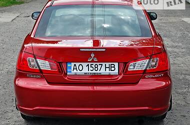 Седан Mitsubishi Galant 2009 в Днепре