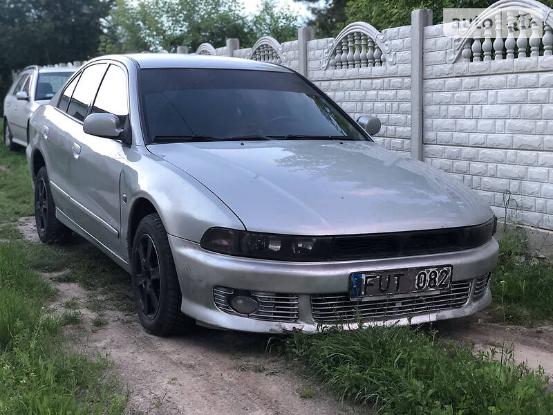 Mitsubishi galant 2000 года