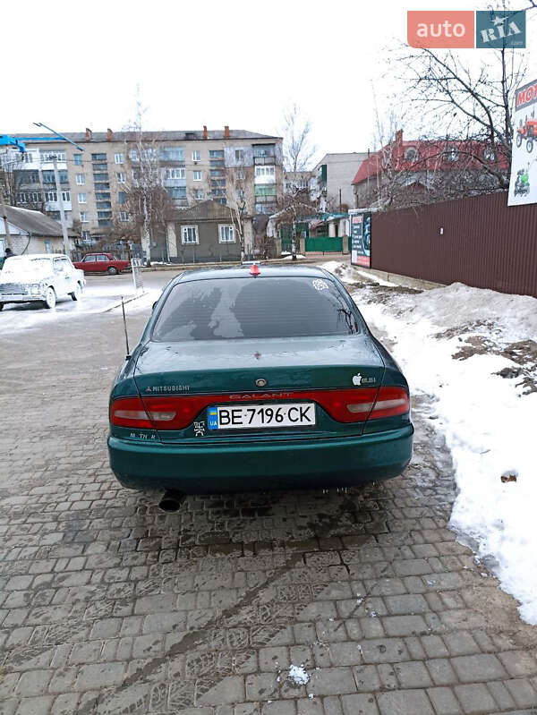 Седан Mitsubishi Galant 1996 в Первомайске