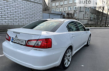 Седан Mitsubishi Galant 2012 в 