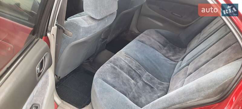 Седан Mitsubishi Galant 1997 в Одесі