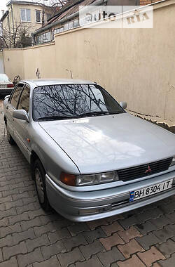 Седан Mitsubishi Galant 1991 в Одессе