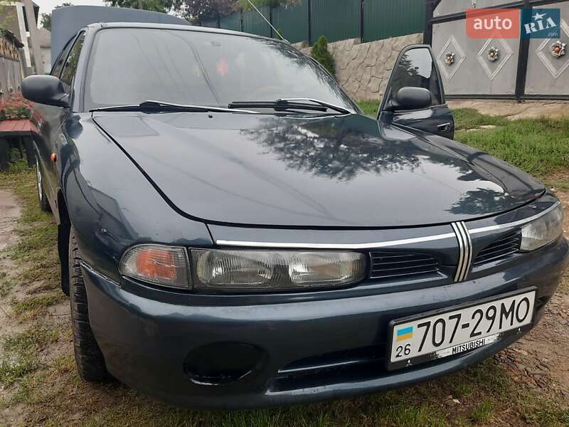 Седан Mitsubishi Galant 1994 в Черновцах