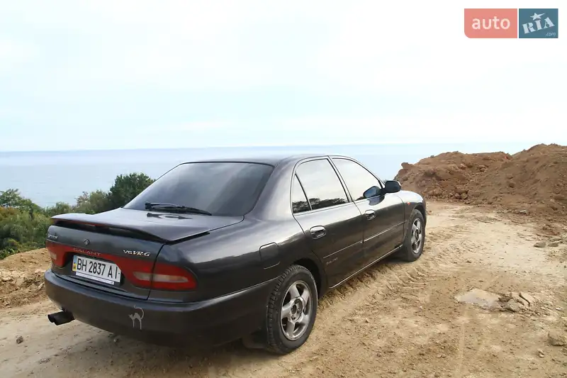 Mitsubishi Galant